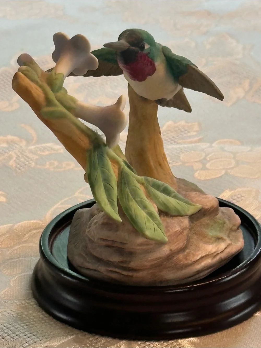 Andrea by Sadek #9615 Porcelain Hummingbird Figurine w/ Wood Base Vintage 1986